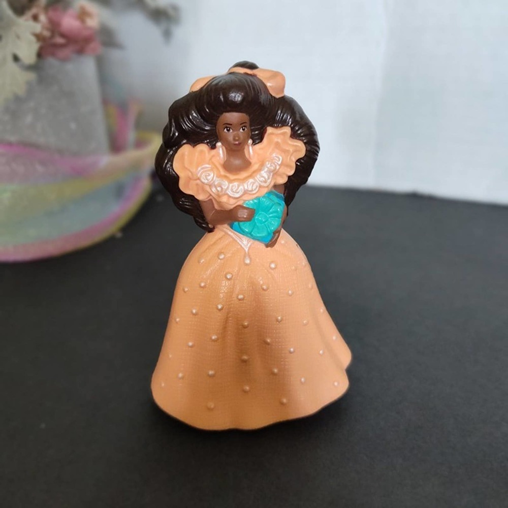 Barbie Birthday 1992 McDonald's Figure Peach Dress